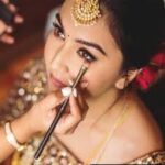 Looking beautiful every day doesn’t need expensive products. GlowAndShop is all about smart shopping and simple beauty routines that help you glow naturally.