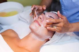 Skin Care Secrets: Healthy, Glowing & Naturally Radiant Skin