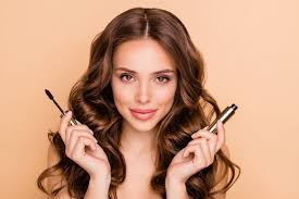 Mascara Guide: The Secret to Longer, Fuller & Beautiful Lashes